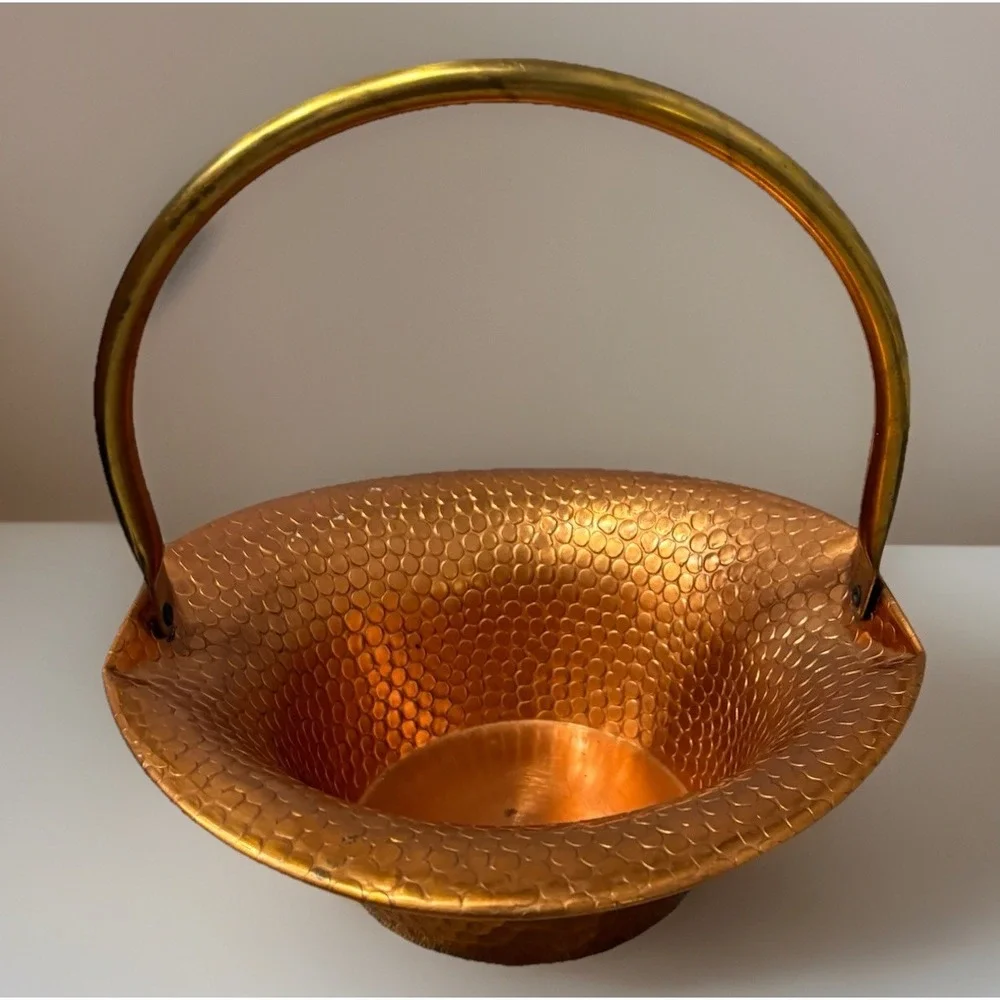 Vintage Coppercraft Guild Hammered Copper Basket with Moveable Brass Handle